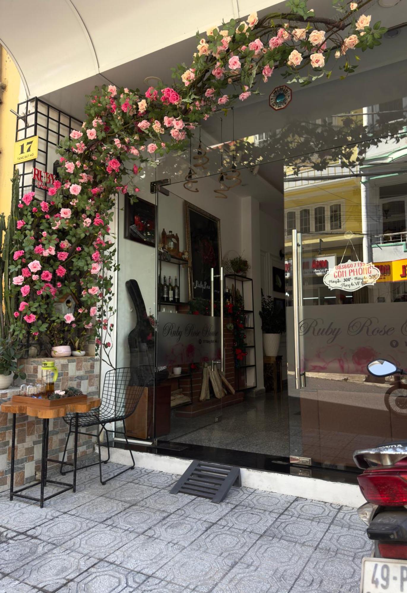 Ruby Rose House Hotel Dalat Bagian luar foto